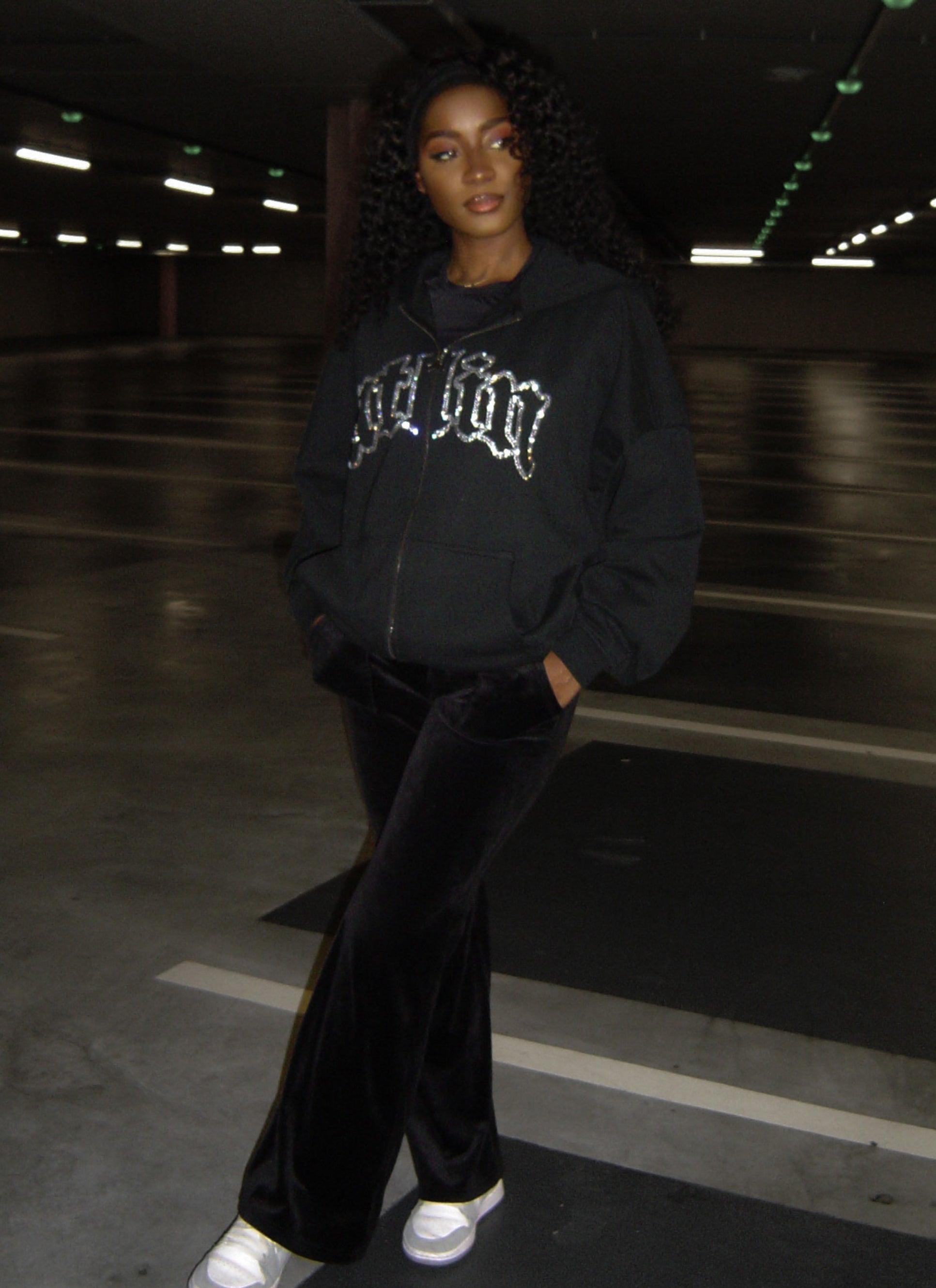 RHINESTONE OVERSIZED ZIP-UP HOODIE BLACK